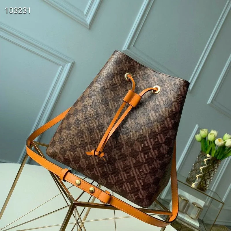 Louis Vuitton bags with a chain - link trim and a leather body for a modern edgeBoldCollect - LOUIS VUITTON BAGS - 2476