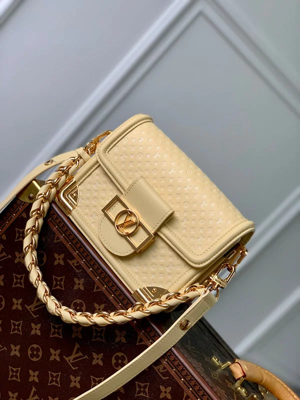 Louis Vuitton bags with a chain - link trim and a leather body for a modern edgeBoldCollect - LOUIS VUITTON Bags - 256