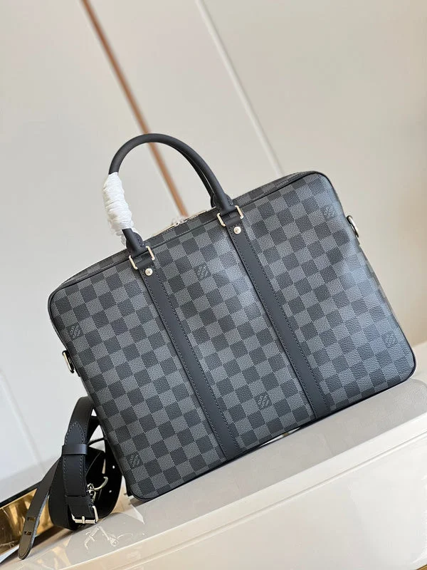 Louis Vuitton bags with a chain - link trim and a leather body for a modern edgeBoldCollect - LOUIS VUITTON BAGS - 2437