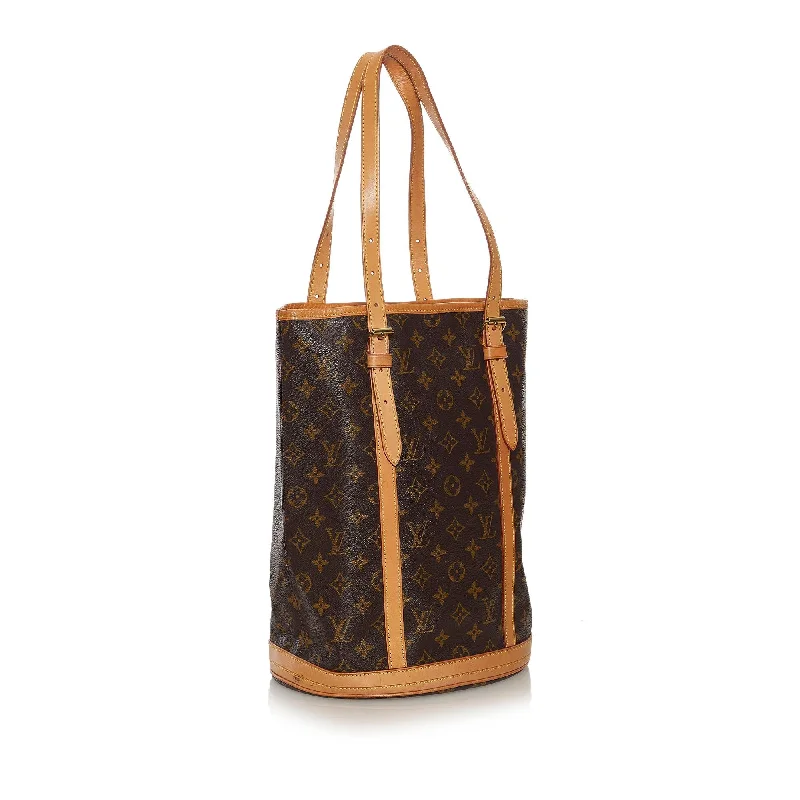 Louis Vuitton bags with a chain - link trim and a leather body for a modern edgeLouis Vuitton Monogram Bucket GM (34075)