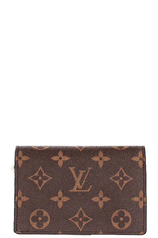 Louis Vuitton bags with a chain - link trim and a leather body for a modern edgeLOUIS VUITTON Juliette Wallet MNG Reverse