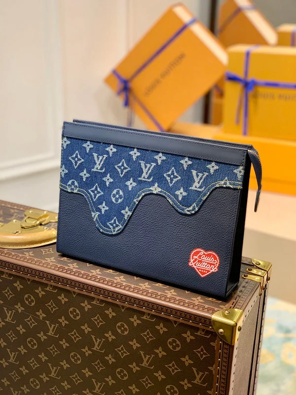 Louis Vuitton bags with a chain - link trim and a leather body for a modern edgeBoldCollect - LOUIS VUITTON BAGS - 2473