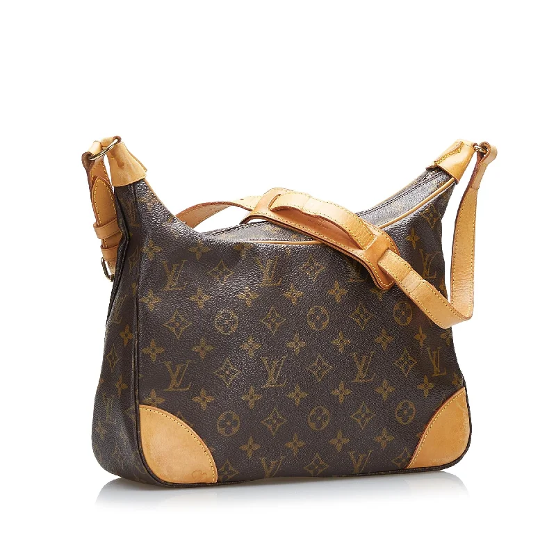 Louis Vuitton bags with a chain - link trim and a leather body for a modern edgeLouis Vuitton Monogram Boulogne 30 (37044)