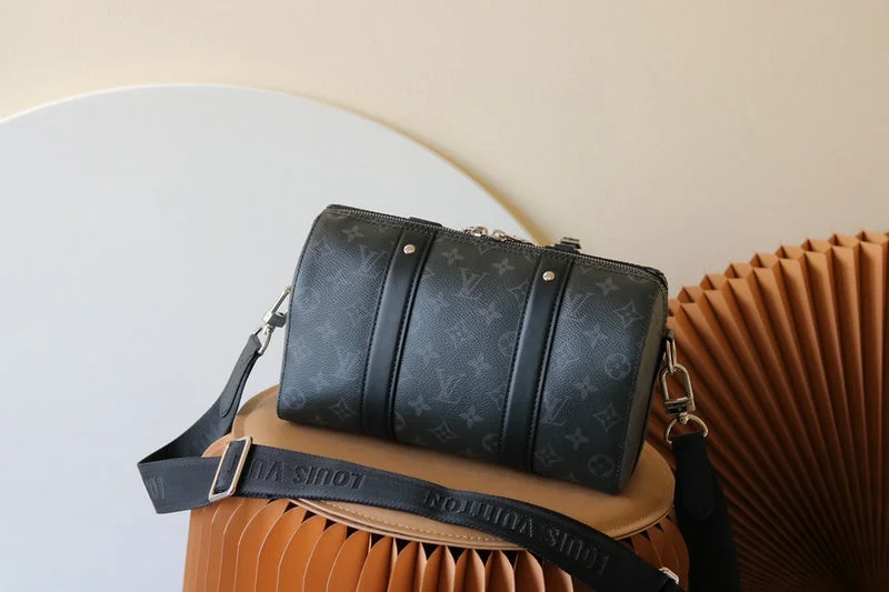 Louis Vuitton bags with a chain - link trim and a leather body for a modern edgeBoldCollect - LOUIS VUITTON BAGS - 2455