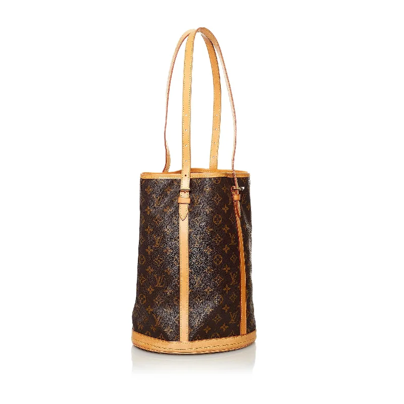 Louis Vuitton bags with a chain - link trim and a leather body for a modern edgeLouis Vuitton Monogram Bucket GM (31711)