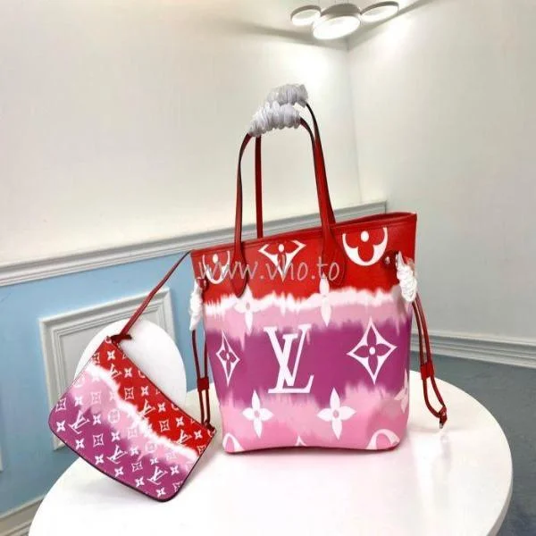 Louis Vuitton bags with a chain - link trim and a leather body for a modern edgeLouis Vuitton Escale Neverfull MM Rouge