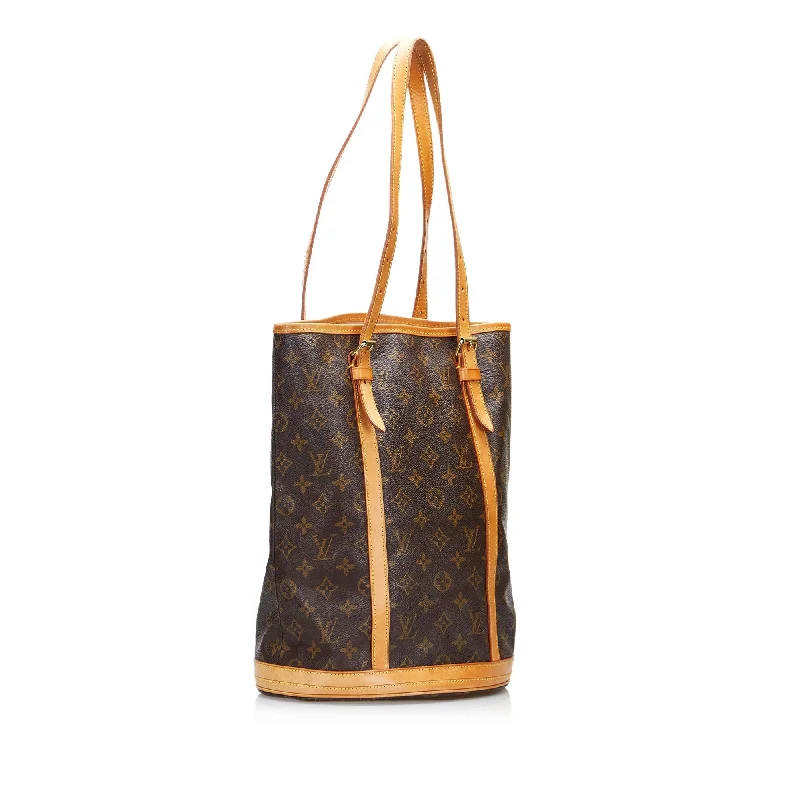 Louis Vuitton bags with a chain - link trim and a leather body for a modern edgeLouis Vuitton Monogram Bucket GM (iTAncu)