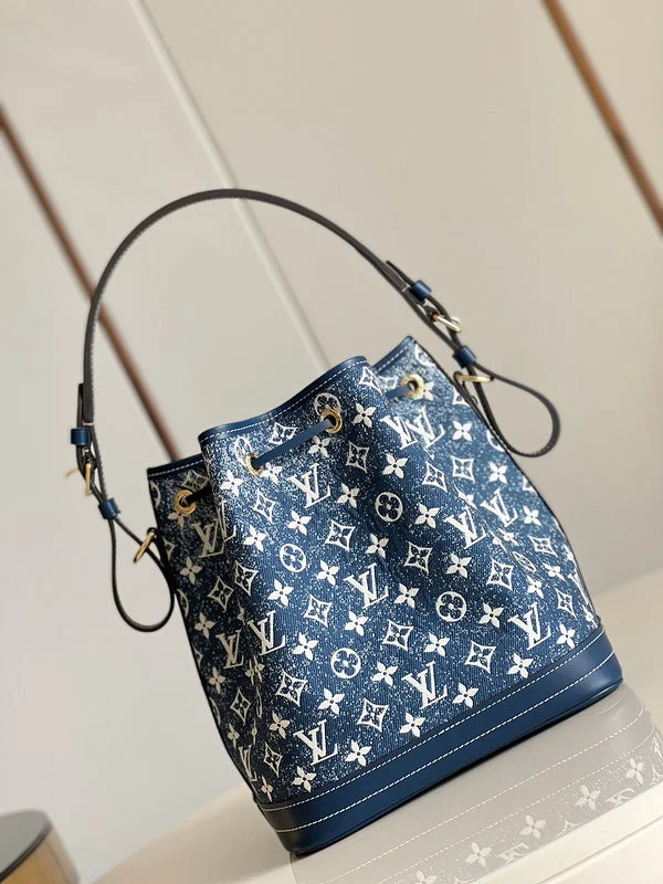 Louis Vuitton bags with a chain - link trim and a leather body for a modern edgeBoldCollect - LOUIS VUITTON BAGS - 2364