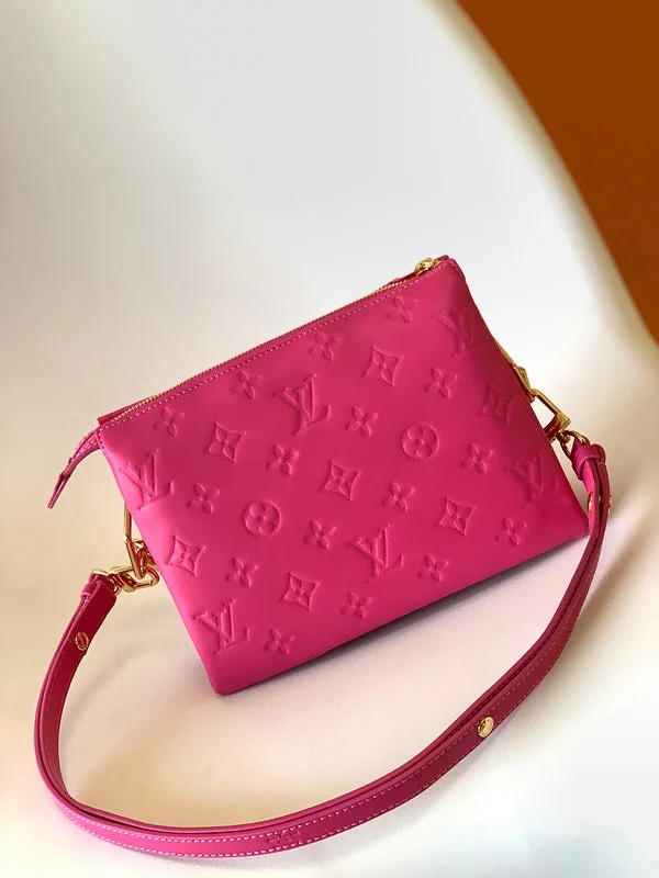 Louis Vuitton bags with a chain - link trim and a leather body for a modern edgeBoldCollect - LOUIS VUITTON BAGS - 2556