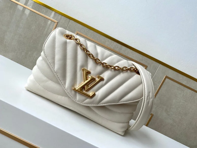 Louis Vuitton bags with a chain - link trim and a leather body for a modern edgeBoldCollect - LOUIS VUITTON BAGS - 2554