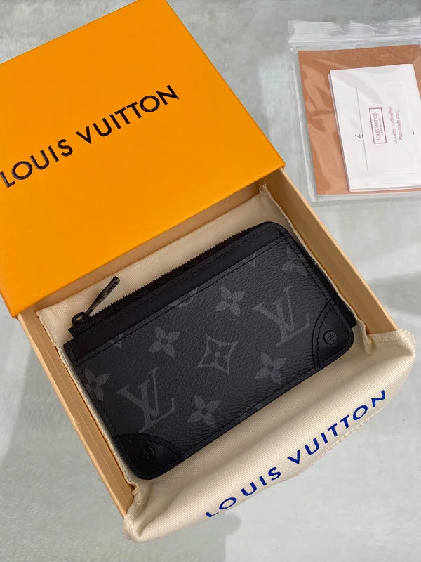 Louis Vuitton bags with a chain - link trim and a leather body for a modern edgeBoldCollect - LOUIS VUITTON BAGS - 2589