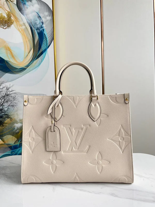 Louis Vuitton bags with a chain - link trim and a leather body for a modern edgeBoldCollect - LOUIS VUITTON Bags - 259