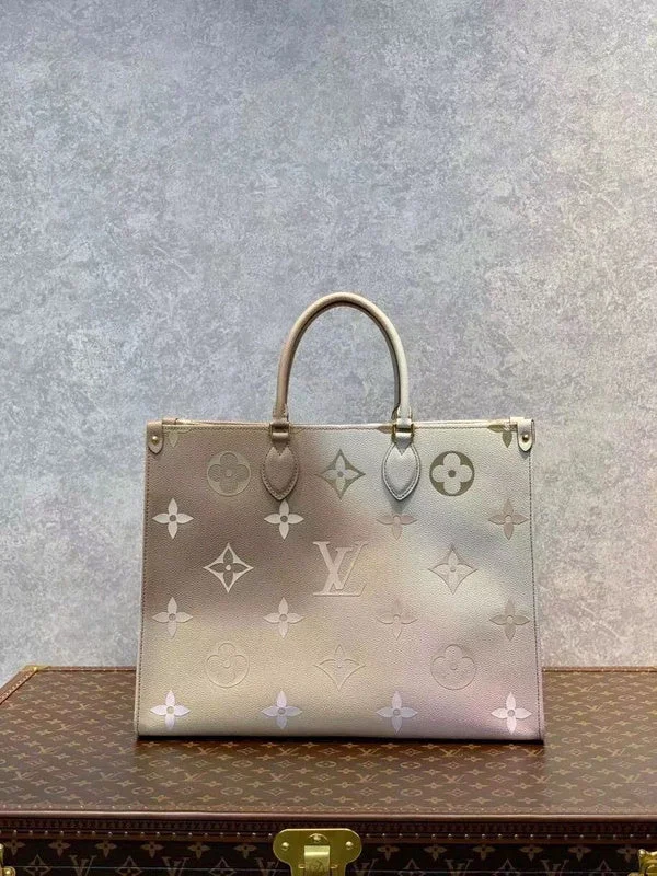 Louis Vuitton bags with a chain - link trim and a leather body for a modern edgeBoldCollect - LOUIS VUITTON BAGS - 2038