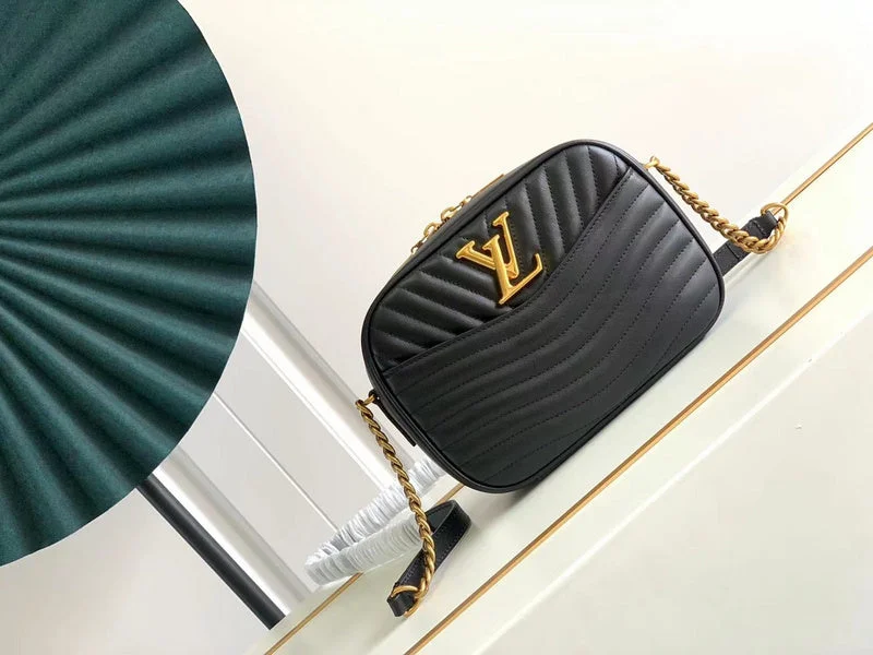 Louis Vuitton bags with a chain - link trim and a leather body for a modern edgeBoldCollect - LOUIS VUITTON BAGS - 2348