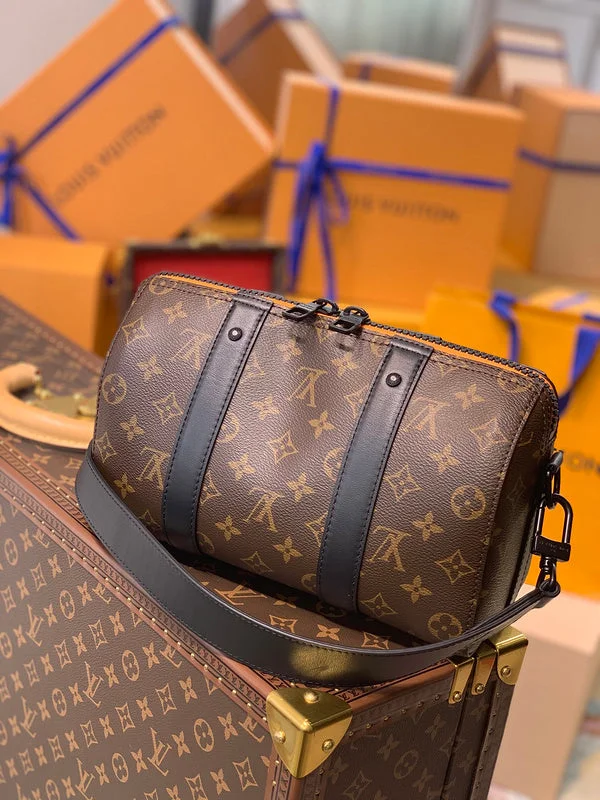 Louis Vuitton bags with a chain - link trim and a leather body for a modern edgeBoldCollect - LOUIS VUITTON BAGS - 2342