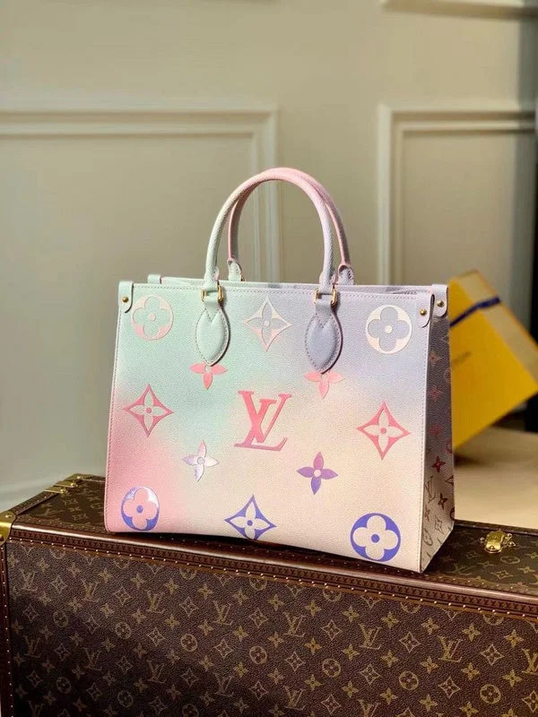 Louis Vuitton bags with a chain - link trim and a leather body for a modern edgeBoldCollect - LOUIS VUITTON BAGS - 2016