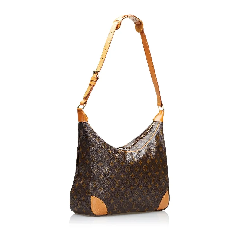 Louis Vuitton bags with a chain - link trim and a leather body for a modern edgeLouis Vuitton Monogram Boulogne 30 (yke63Q)