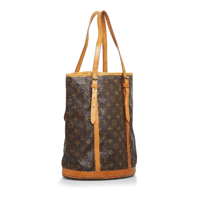 Louis Vuitton bags with a chain - link trim and a leather body for a modern edgeLouis Vuitton Monogram Bucket GM (gx2Zkf)