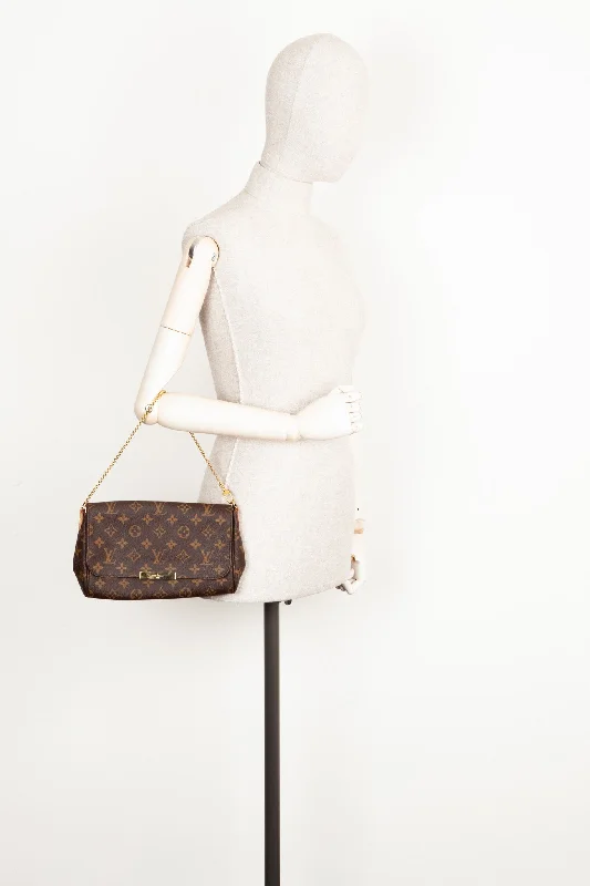 Louis Vuitton bags with a chain - link trim and a leather body for a modern edgeLOUIS VUITTON Favorite Handbag Monogram Canvas