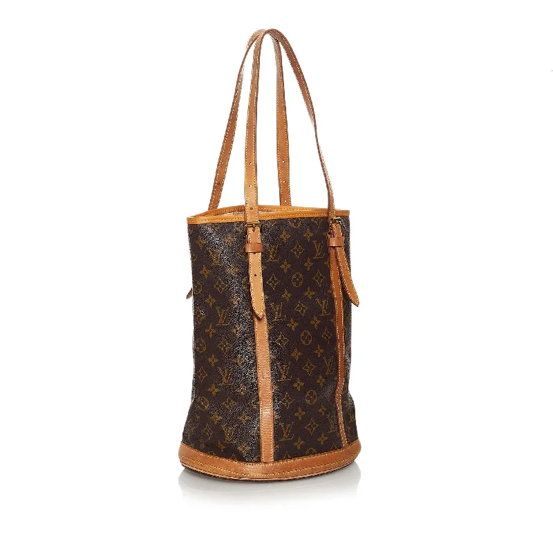 Louis Vuitton bags with a chain - link trim and a leather body for a modern edgeLouis Vuitton Monogram Bucket GM (30031)