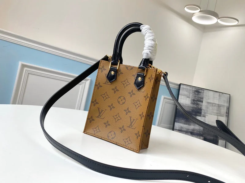 Louis Vuitton bags with a chain - link trim and a leather body for a modern edgeBoldCollect - LOUIS VUITTON BAGS - 2377