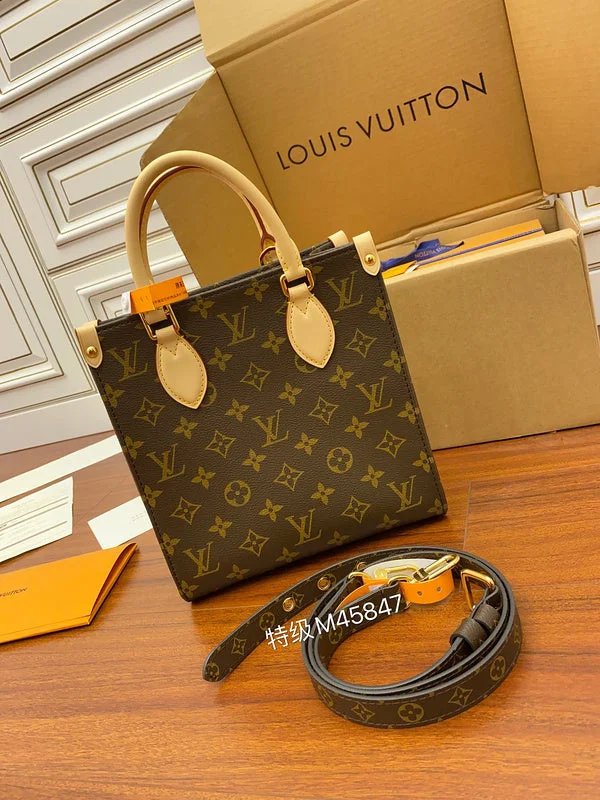 Louis Vuitton bags with a chain - link trim and a leather body for a modern edgeBoldCollect - LOUIS VUITTON BAGS - 2500