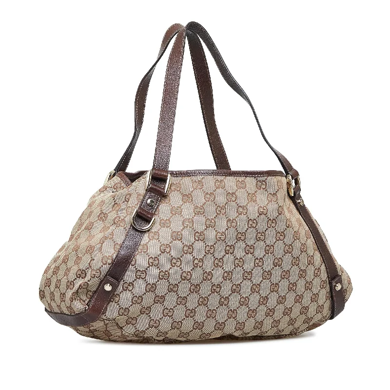 Women Gucci Sylvie bags with a leather - wrapped handleGucci GG Canvas Pelham Shoulder Bag (SHG-ZEcu1Y)