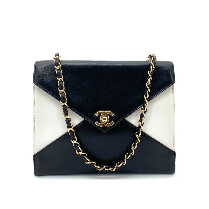 Chanel Black Handbag for Business MeetingsCHANEL VINTAGE CHAIN HAND BAG BLACK WHITE LAMB SKIN 90259891