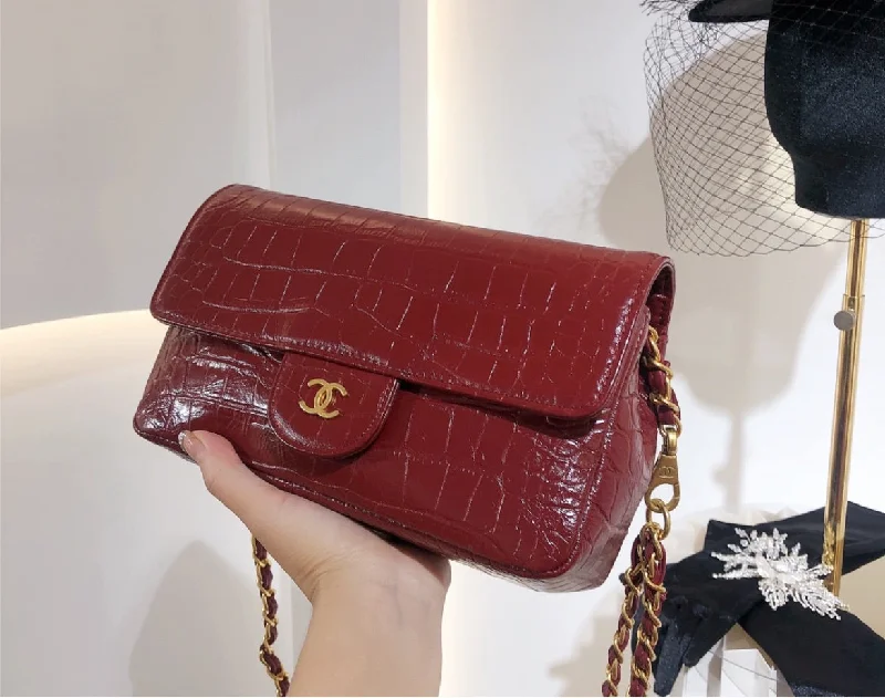 Chanel Luxury Handbag for High - End EventsBrand new woman Chanel shoulder handbag