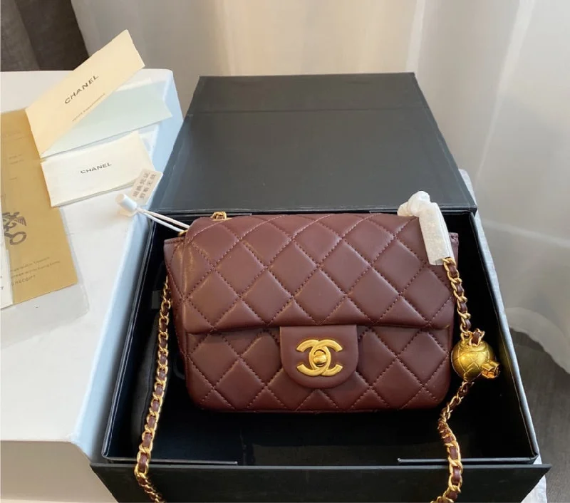 Chanel Small Crossbody Bag for TravelBurgundy Chanel woman handbag