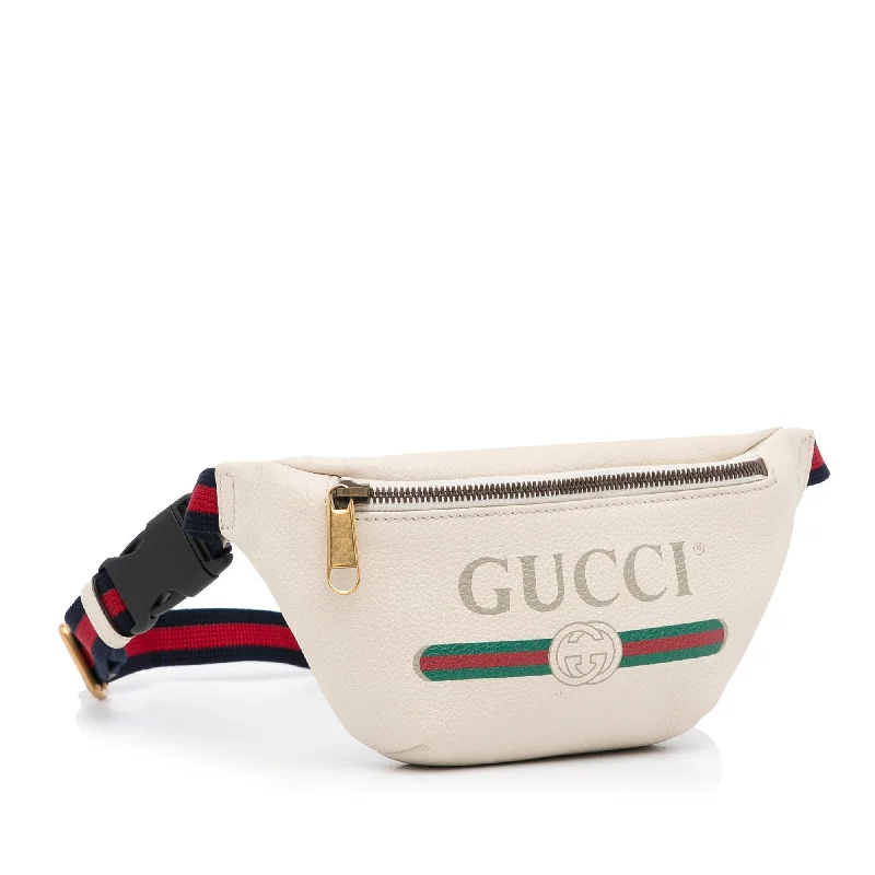 Gucci handbags for women with a metal - framed claspGucci Logo Belt Bag (SHG-GSXfKP)