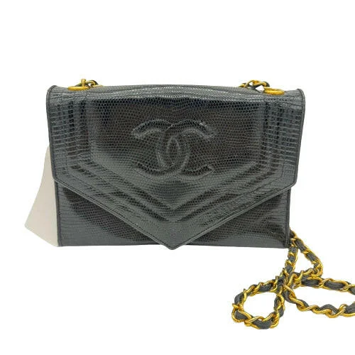 Chanel Chain Strap Handbag for Everyday UseChanel Black Lizard Embossed Chain Shoulder Bag with Gold Hardware, Medium Size