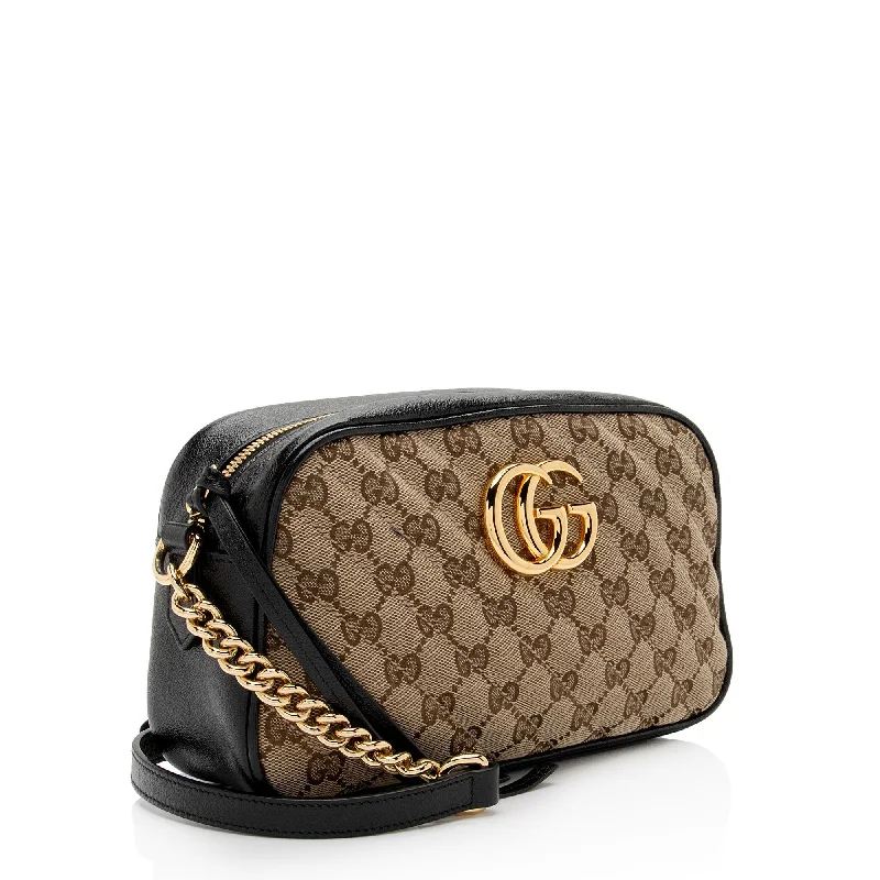 Women Gucci bags with a chain - link trim and a leather bodyGucci GG Canvas GG Marmont Small Shoulder Bag (6MAduD)