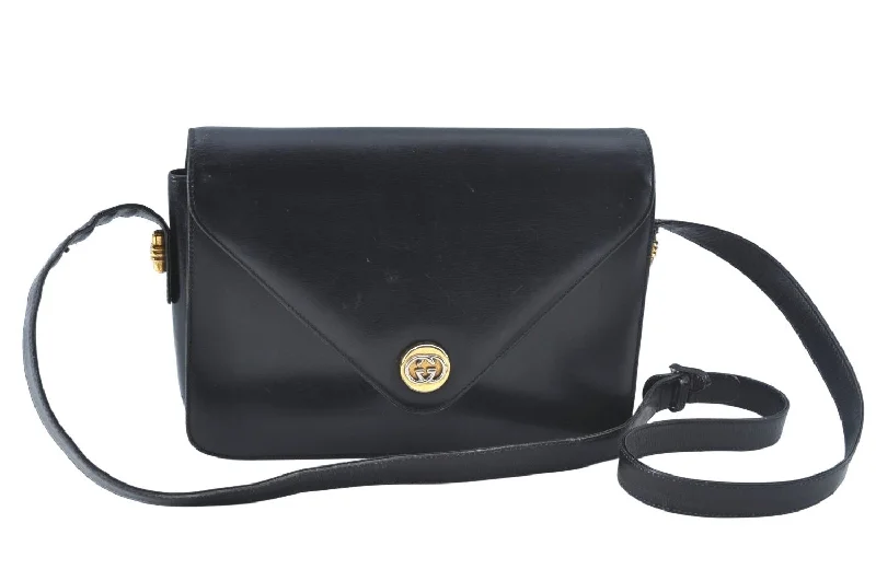 Women Gucci bags with a chain - link trim and a leather bodyAuthentic GUCCI Shoulder Cross Body Bag GG Leather Black 8655J