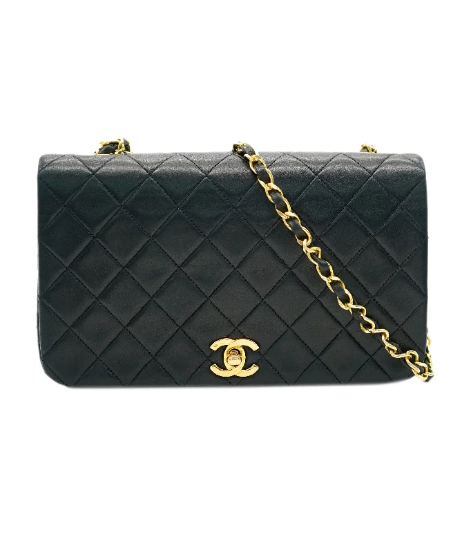 Chanel Luxury Handbag for High - End EventsCHANEL VINTAGE FULL FLAP CHAIN SHOULDER BAG BLACK LAMB SKIN DBXS2157