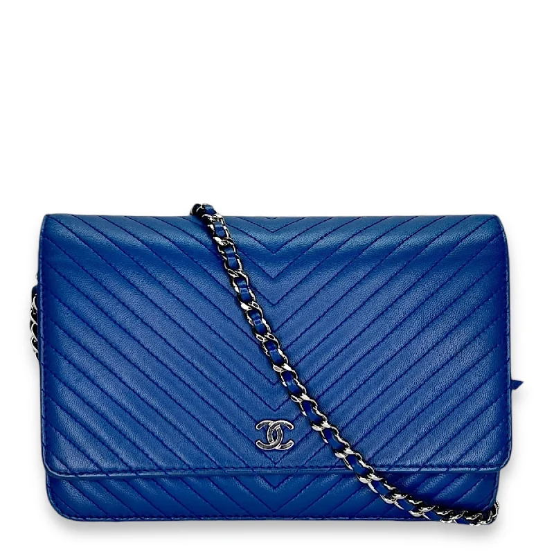 Chanel Black Handbag for Business MeetingsChanel Classic Chevron  Blue Wallet on Chain in Lambskin, Silver hardware S2408-000403CH