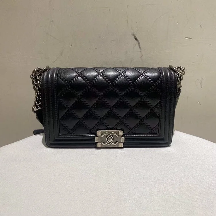 Chanel Handbag with Adjustable Strap for ComfortChanel Leboy Black Calfskin Bag MM Size