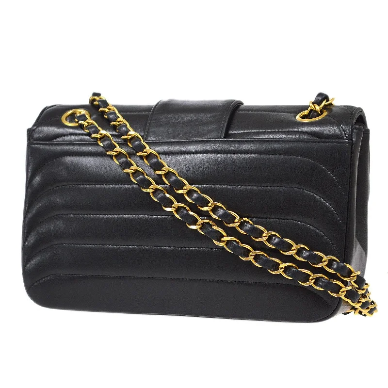 Chanel Small Crossbody Bag for TravelCHANEL 1991-1994 Single Flap Chain Shoulder Bag Black Lambskin