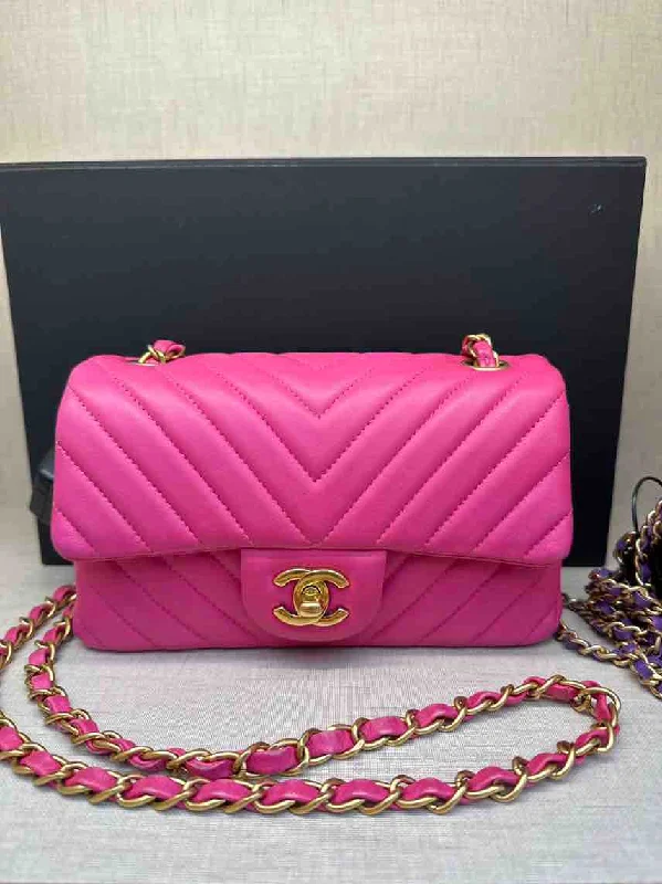 Chanel Vintage Inspired Handbag for Retro LoversChanel Small Crossbody Chevron Pink Bag