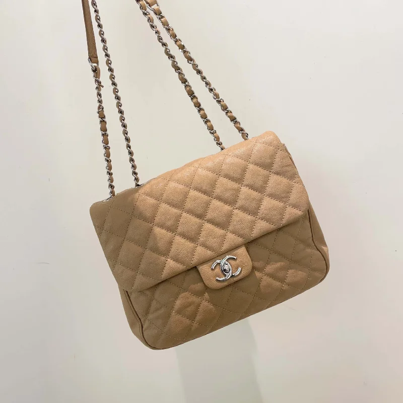 Chanel New Arrival Handbag with Gold HardwareChanel Beige Flap Bag Medium Quilted Chain Shoulder