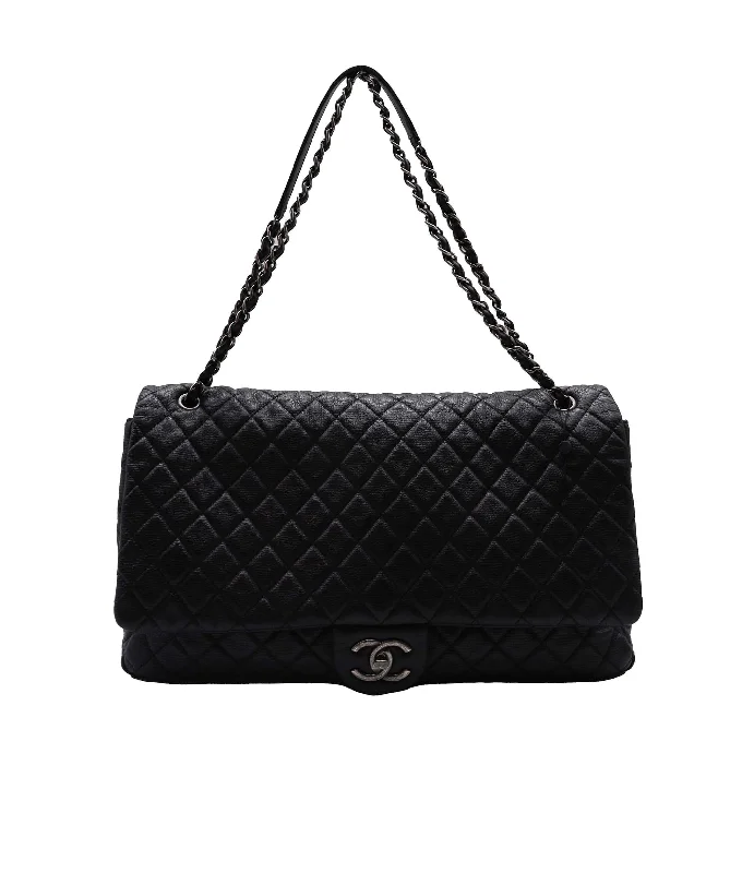 Chanel Chain Strap Handbag for Everyday UseChanel Shoulder Bag WB6530 Black DXBS2321