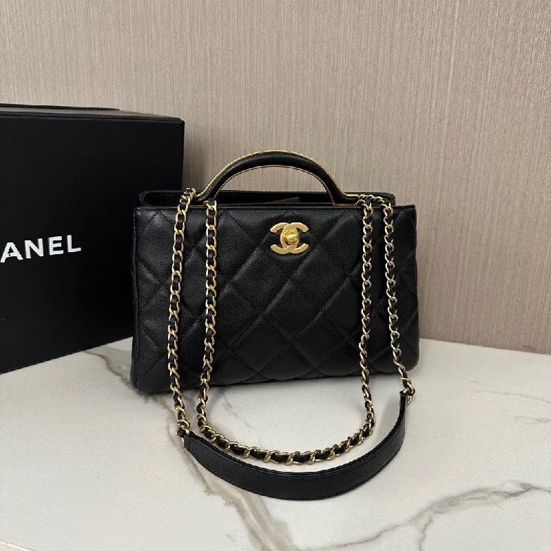 Chanel Lightweight Handbag for Daily ErrandsBrand New Chanel 21 Tote Bag Quilted Calfskin Microchip