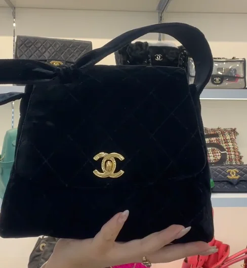 Chanel Chain Strap Handbag for Everyday UseChanel Vintage Trapezoid Shoulder Bag Black Velvet GHW 90261243