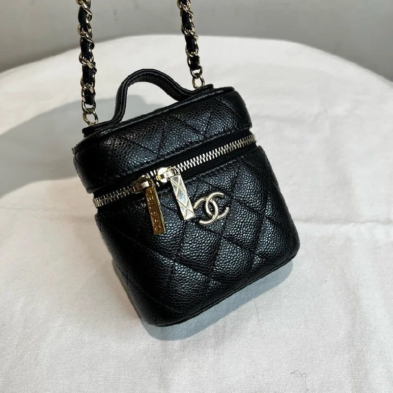 Chanel Lightweight Handbag for Daily ErrandsChanel Caviar Leather Vanity Case Mini Black