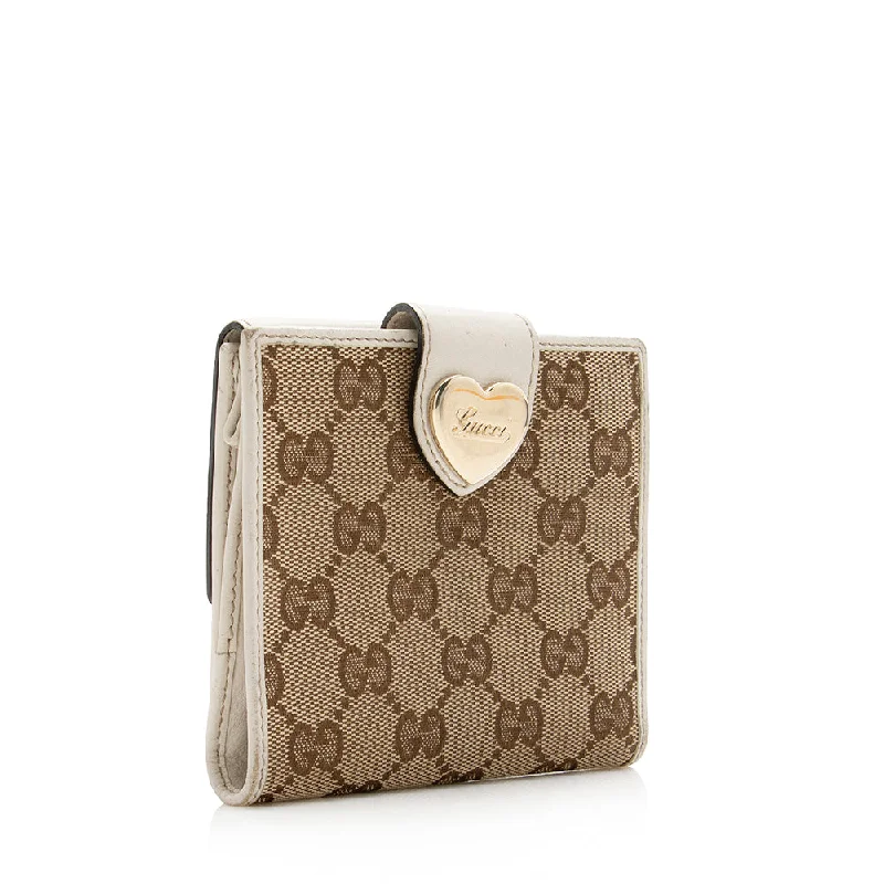 Gucci backpacks for women with a multi - pocket designGucci GG Canvas Heart French Compact Wallet (17615)