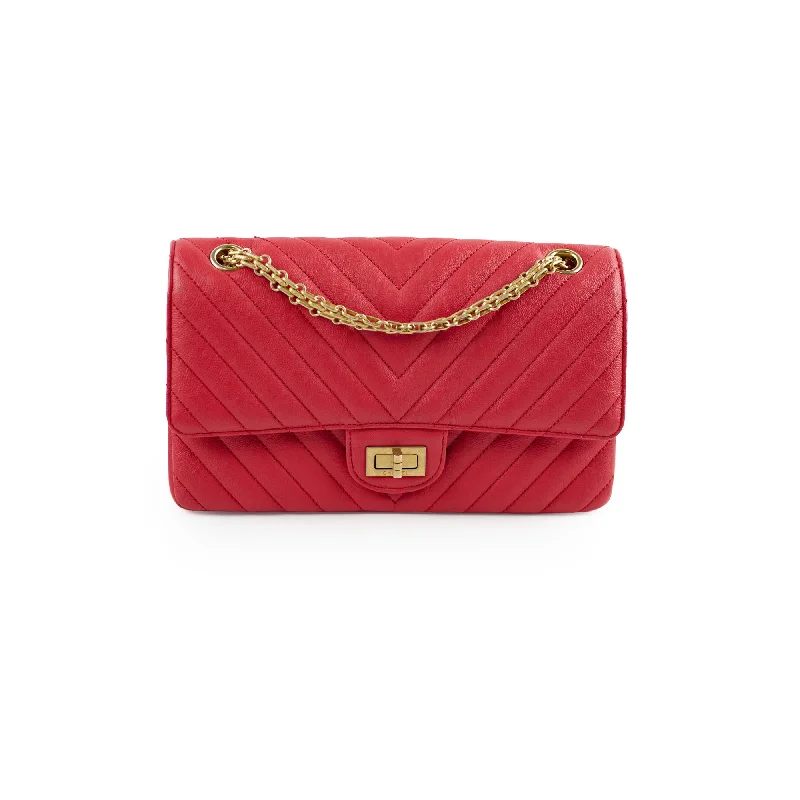 Chanel Classic Flap Bag for Evening PartyChanel Reissue 226 Calfskin Red 27 series