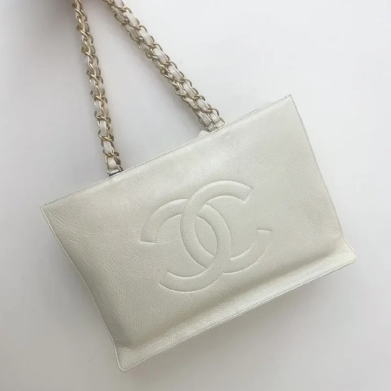 Chanel Limited Edition Handbag for CollectorsChanel White Leather Tote Bag Medium Size