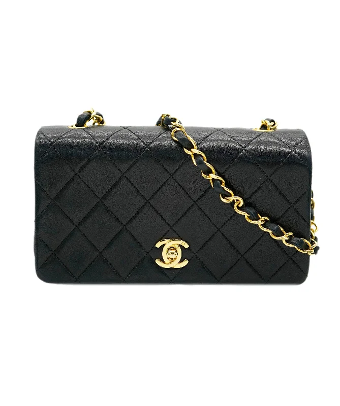 Chanel Lightweight Handbag for Daily ErrandsCHANEL VINTAGE MINI FULL FLAP CHAIN SHOULDER BAG BLACK LAMB SKIN DBXS2155